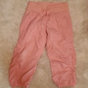 Ivivva coral, cropped, drawstring pants. Size 10